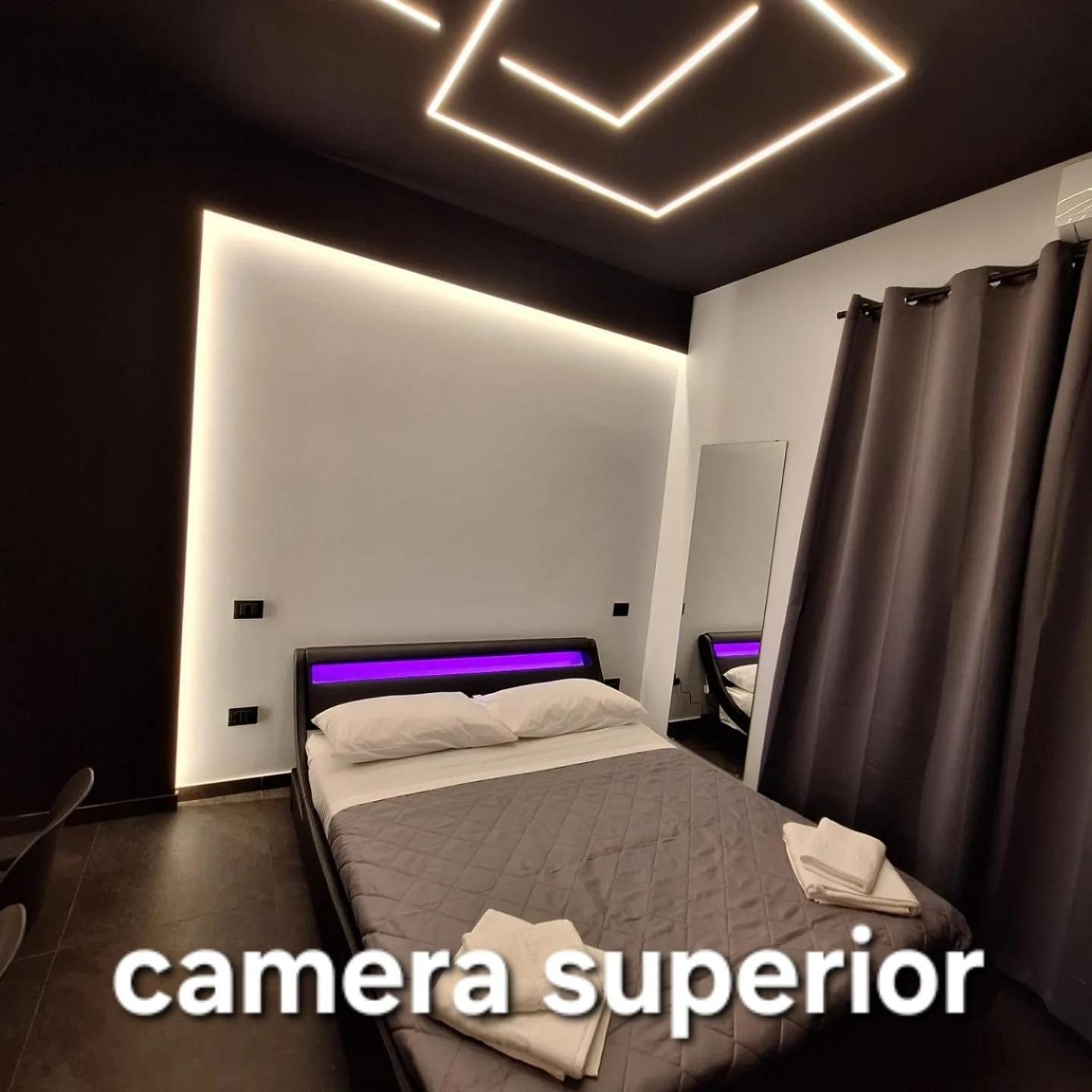 Dark & Light Rooms & Luxury Suites Katania Zewnętrze zdjęcie
