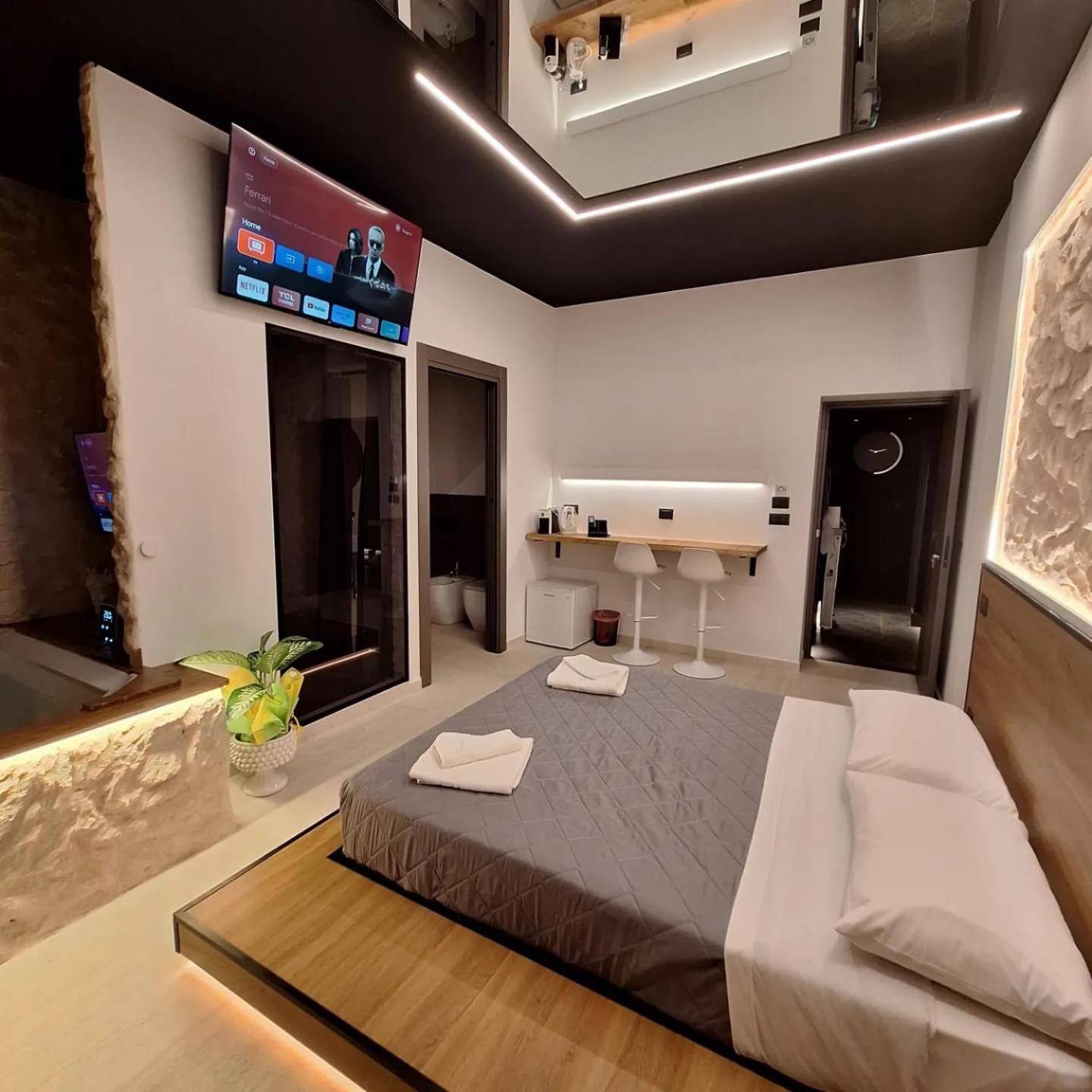 Dark & Light Rooms & Luxury Suites Katania Zewnętrze zdjęcie