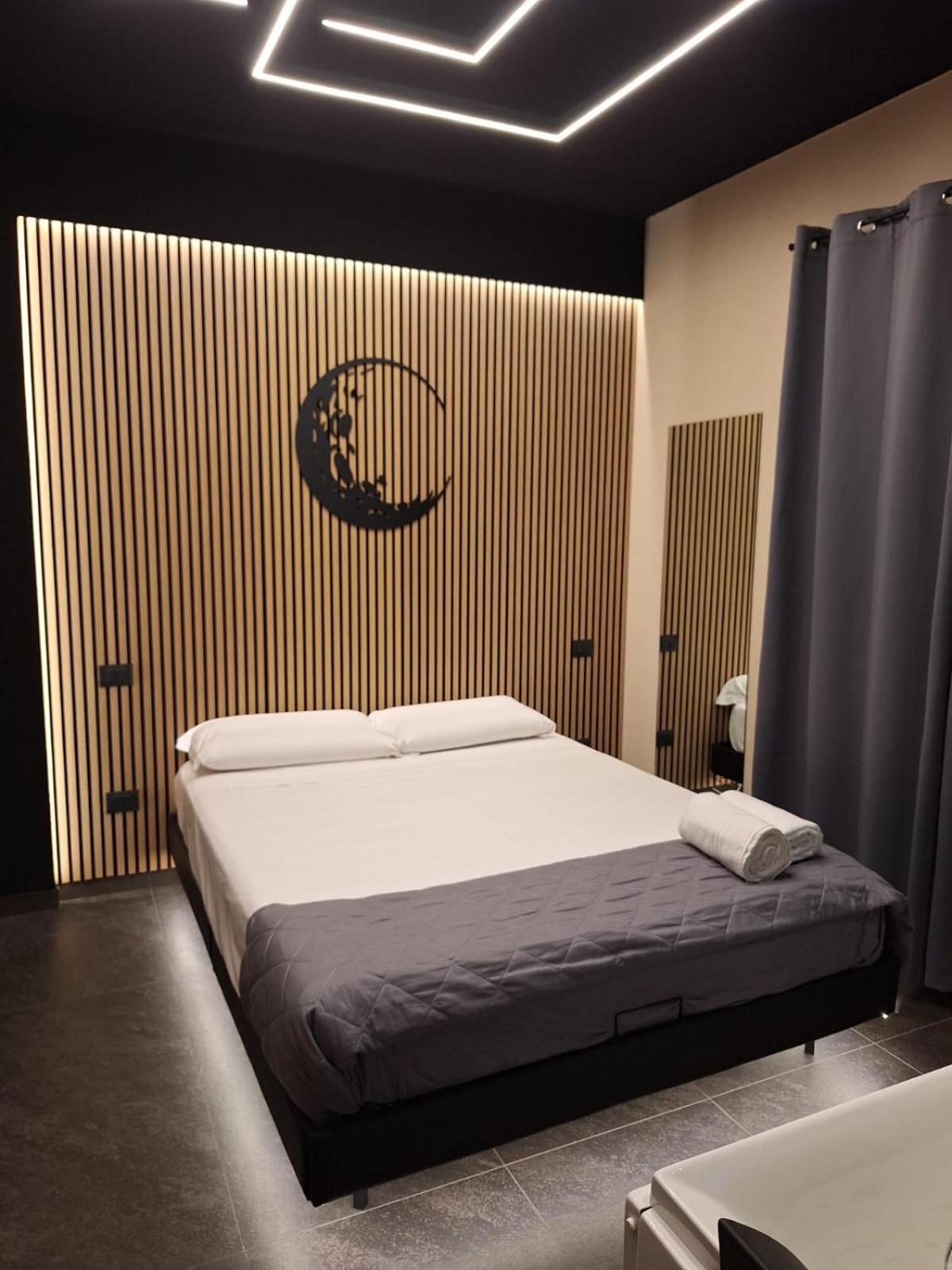Dark & Light Rooms & Luxury Suites Katania Zewnętrze zdjęcie